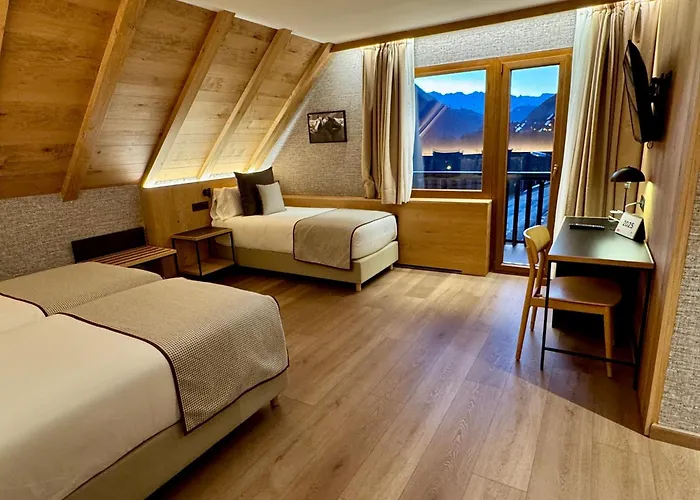 Hotel Petit Lacreu