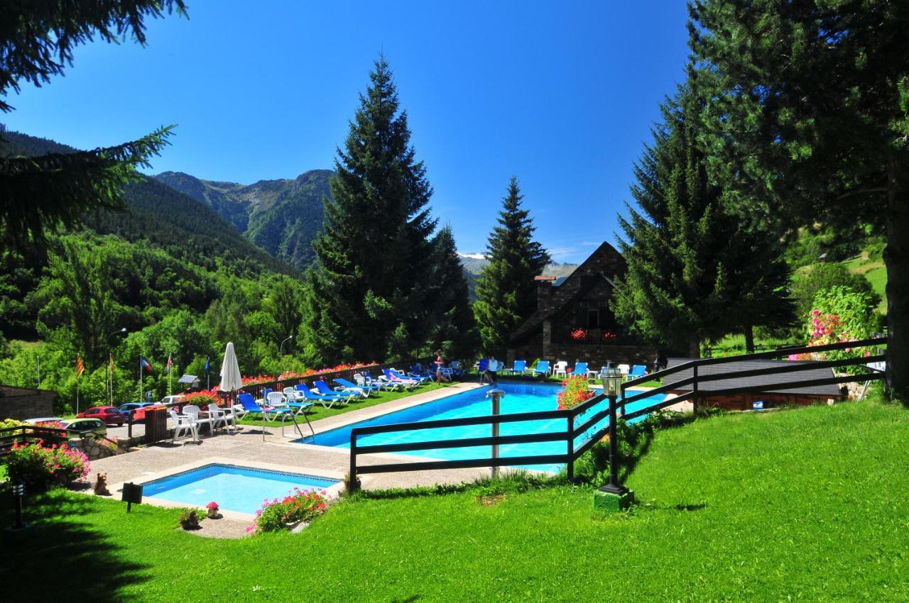 Petit Lacreu Hotel 3*