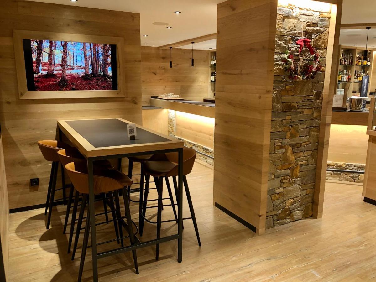Petit Lacreu Hotel 3*